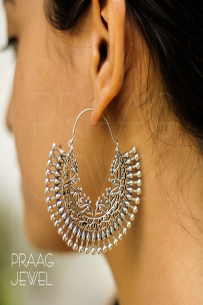 Top more than 100 earings or earrings latest