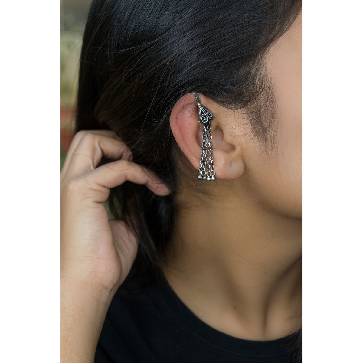 Silver earclip earrings 