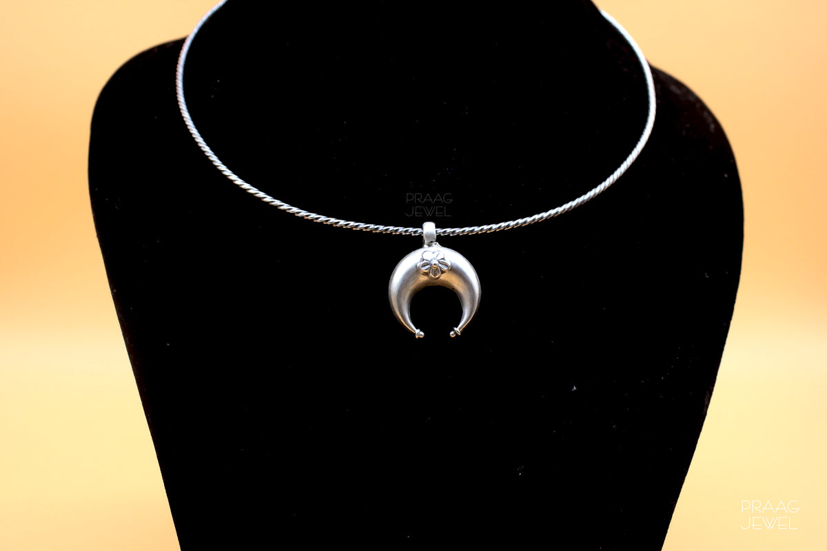 Silver Pendant Image | silver pendant | Silver pendant with chain | silver necklace 